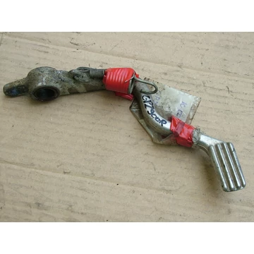 Kawasaki 900 R fékpedál