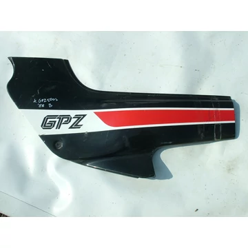 Kawasaki GPZ500S 1988 bal ülés alatti idom