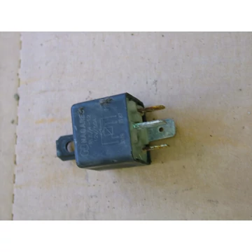 Derbi Hunter 50 1997 indító relé