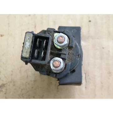 Kawasaki GPZ500S 1988 indító relé