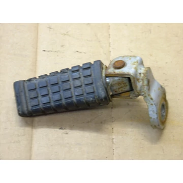 Kawasaki GPZ500S 1988 bal első lábtartó