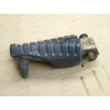 Kawasaki GPZ500S 1988 bal első lábtartó