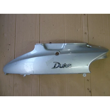 SYM Duke 125 2000 bal oldalidom Seiteverkleidung side cover panel