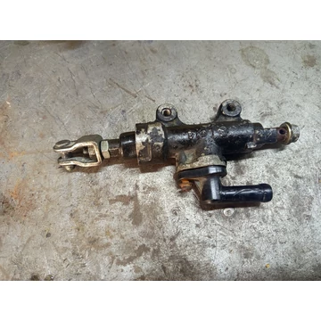 Honda VF750F RC15 1982- hátsó főfékhenger Bremspumpe brake cylinder