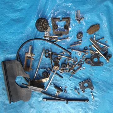 Husqvarna TE610 csavarok csövek kötőelemek Kleinteile Schrauben screw small parts