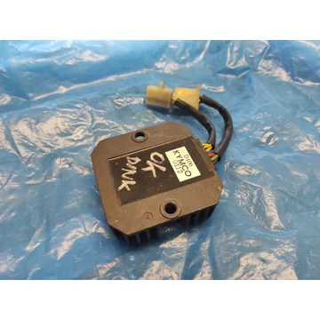 KYMCO Dink Classic 125 200 1998-2002 Feszültségszabályozó Spannungsregler Regulator