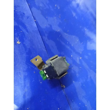 Piaggio Beverly 500 2003 Önindítórelé Anlasser relais starter motor relay