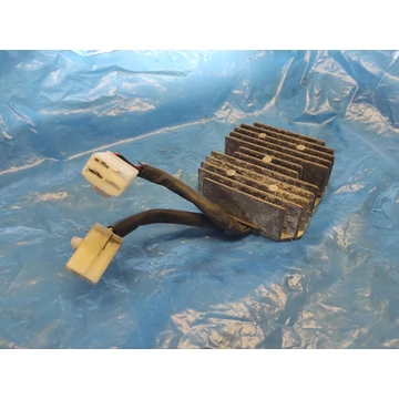 SYM Joyride 125-200 2001 Feszültségszabályozó Spannungsregler Regulator