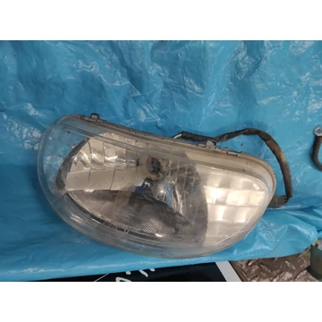 Yiben 50 QT-3 GY 50 Linea Speedy Peugeot V-Clic Vclic Garelli Cilone 4T50 Malaguti Malbo Baotian BT50QT-9 első lámpa Scheiwerfer main light