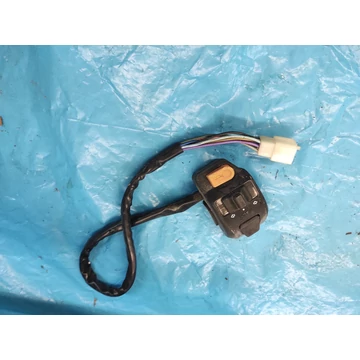 Yiben 50 QT-3 GY 50 Linea Speedy Peugeot V-Clic Vclic Garelli Cilone 4T50 Malaguti Malbo Baotian BT50QT-9 bal kormány kapcsoló Lenkerschälter handlebar switch