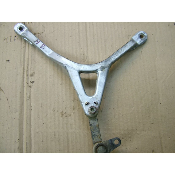 Derbi Fenix H 50 1995 Jobb hátsó lábtartó konzol