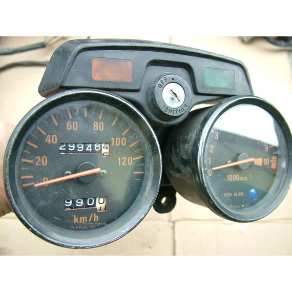 Honda Kilométeróra  4875