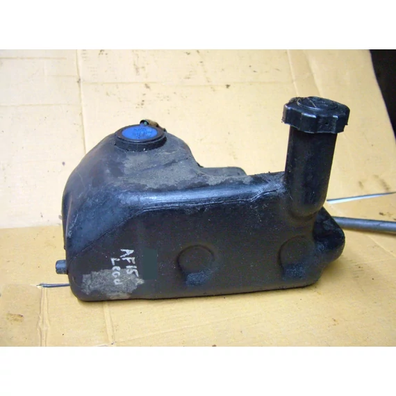 Honda NH50 Lead AF15 1982 olajtartály Öltank oil Tank