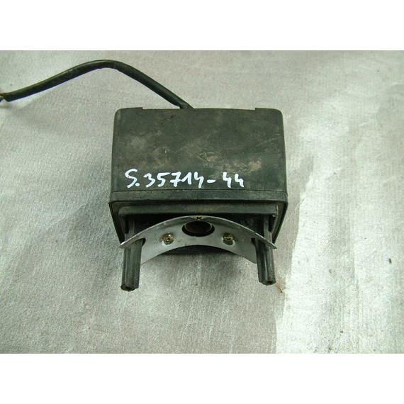 Suzuki Hátsó lámpa aljzat 3941