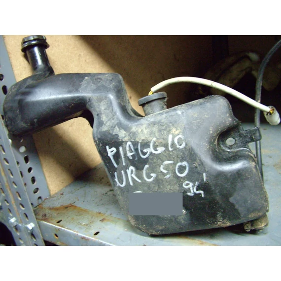 Piaggio NRG 50  1994  Olajtartály