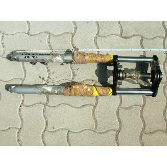 Suzuki RG 125 Gamma 1986 Teleszkóp