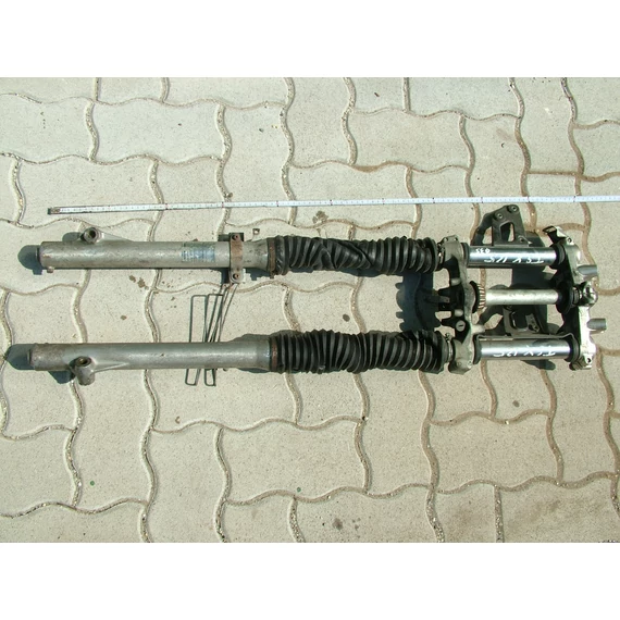 Suzuki TS 125 X 1983 Teleszkóp