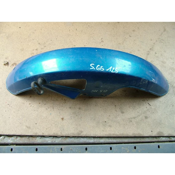 Suzuki GS 125 első sárvédő