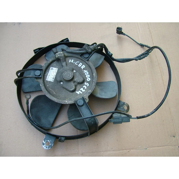 Honda CBR 1000 SC24 1992 hűtő ventilátor
