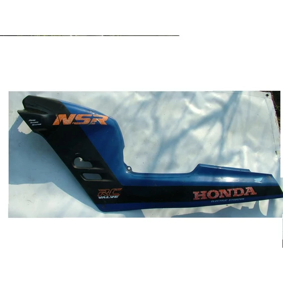 Honda NSR125 bal ülés alatti idom