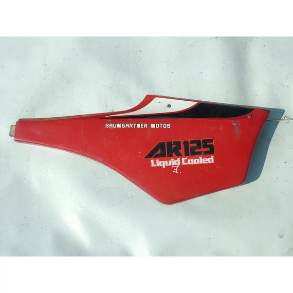 Kawasaki AR125 1983 bal ülés alatti idom