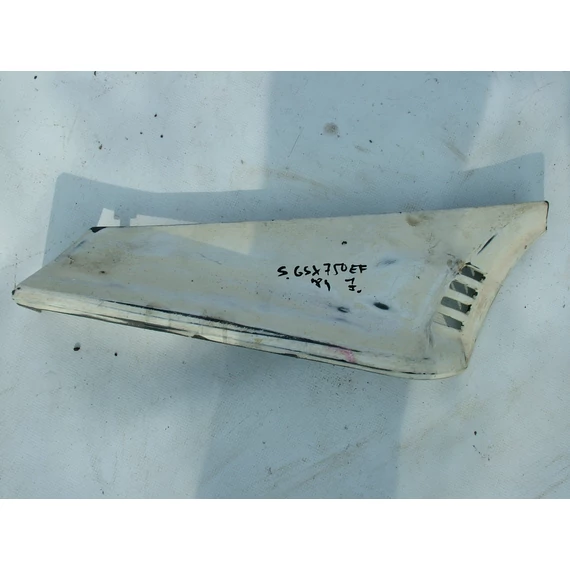 Suzuki GSX750EF 1984 jobb idom