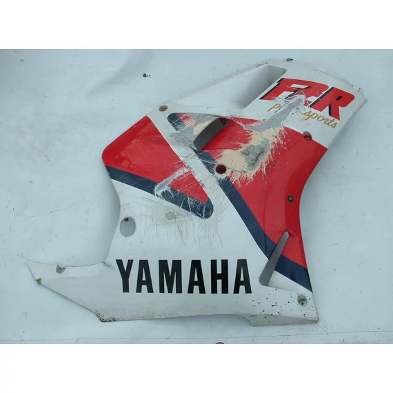 Yamaha FZR400 jobb oldal idom