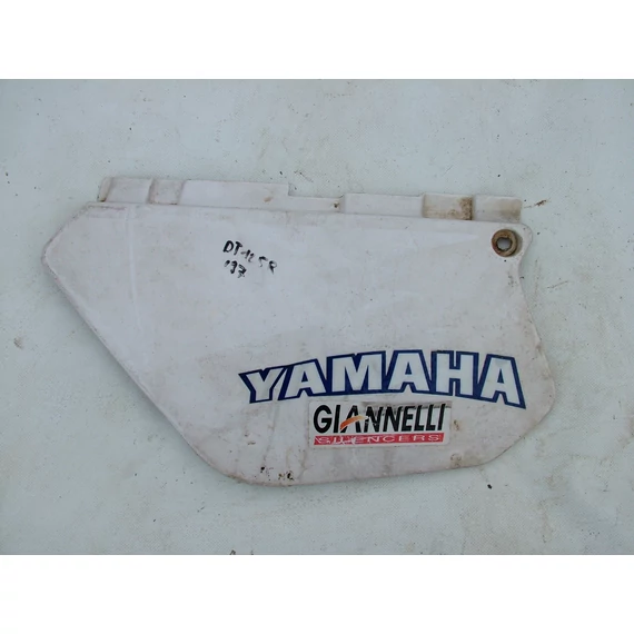 Yamaha DT125R 1997 bal ülés alatti idom