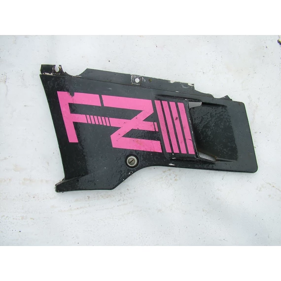 Yamaha FZ750 bal idom