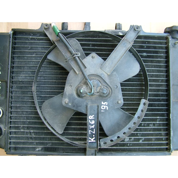Kawasaki ZX6R 1995 hűtő ventilátor