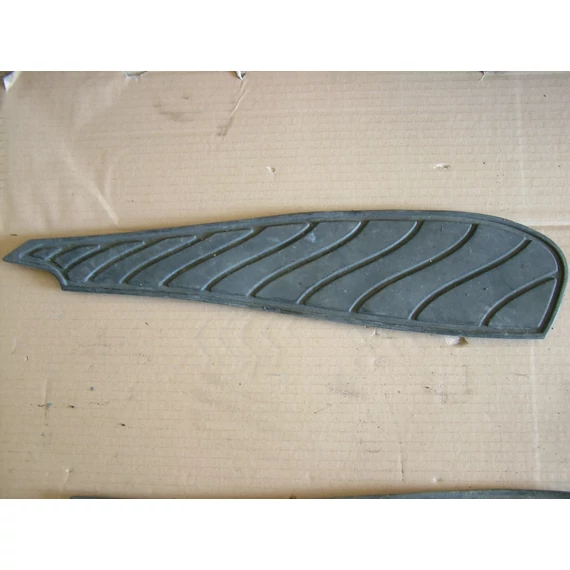 Aprilia Leonardo 150 2001 bal taposó gumi Fussmatte 