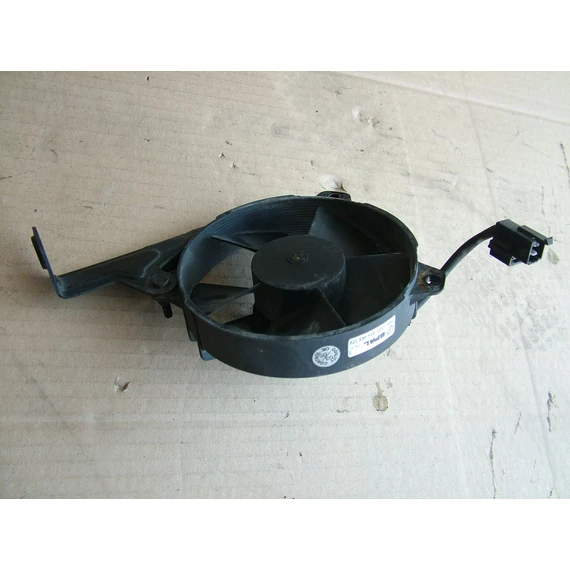 Aprilia Leonardo 150 2001 hűtő ventilátor Kühlerlüfterrad ventilator