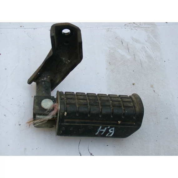 Daelim NS2 125 1998 bal hátsó lábtartó