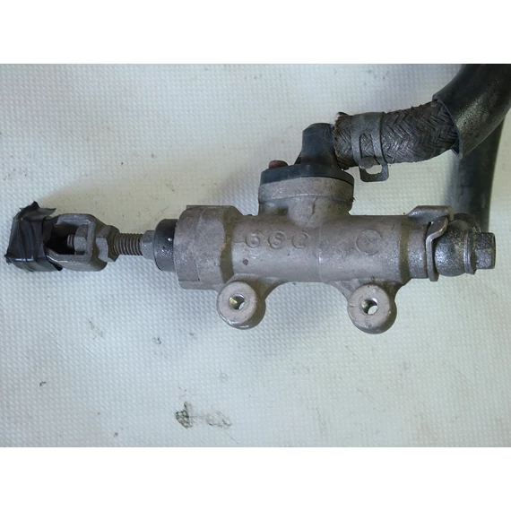 Honda VT 250 Spada 1995 hátsó főfékhenger