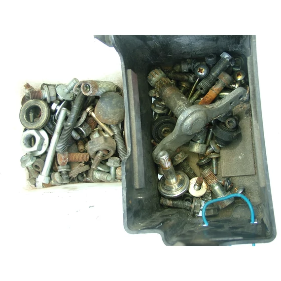 Yamaha BL125 150 Beluga 1985-1988 2T 50W Csavarok alkatrészek Schraube kleinteile bolt Parts