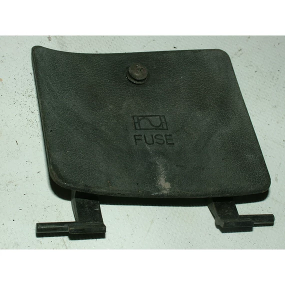 Kymco Movie XL150 2001 biztosíték fedél Verkleidung Fuse box