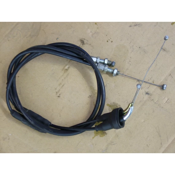 Suzuki DL650 2004 gázbowden pár