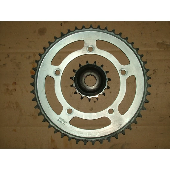 Suzuki DL650 2004 lánckerék pár