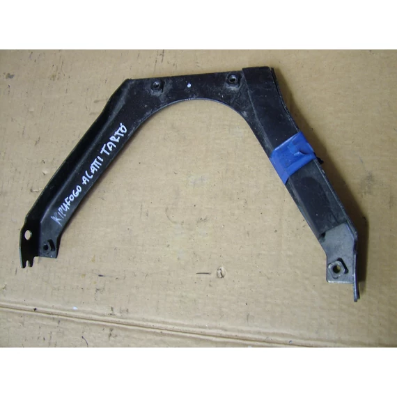 Yamaha FZ 600 S 2005 kipufogó alatti merevítő