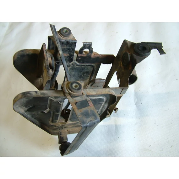 Yamaha XS360 1977 Akkumulátortartó