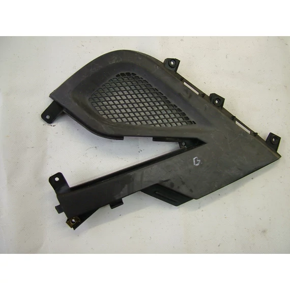 Kymco Super 8 125 2007 bal ülés alatti idom
