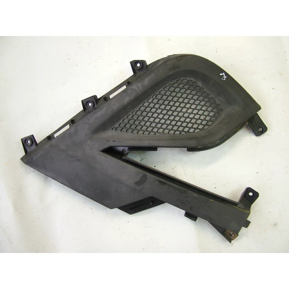 Kymco Super 8 125 2007 jobb ülés alatti idom