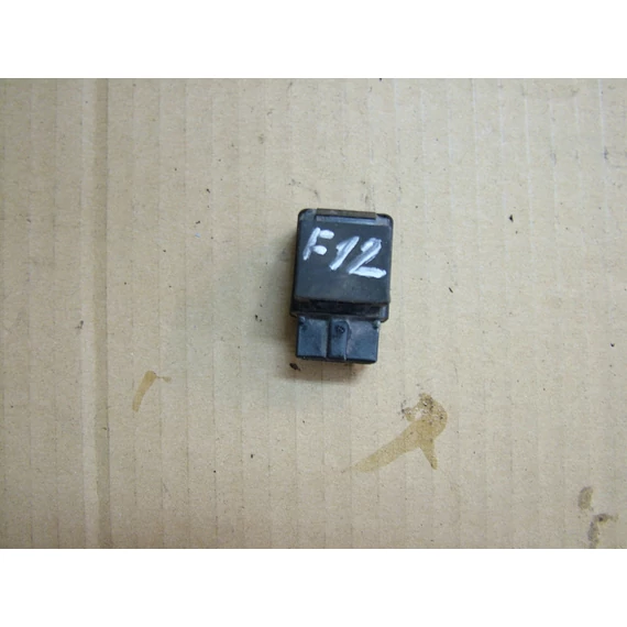 Malaguti F12 50 1996 relé