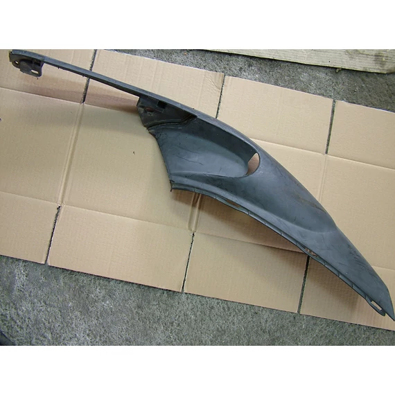 Piaggio Zip 50 1996 jobb alsó idom