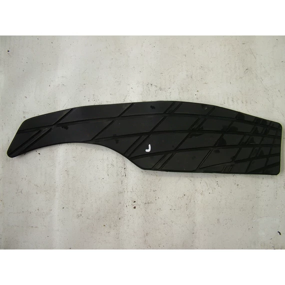 Suzuki Burgman 150 2002 jobb taposó gumi