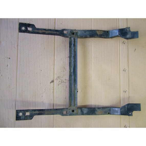 SYM Duke 125 2000 taposó merevítő