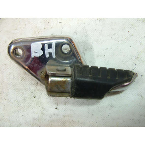 Kawasaki EL 250 1997 bal jobb hátsó lábtartópár