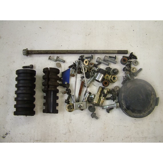 Yamaha Neos 100 2000 csavarok