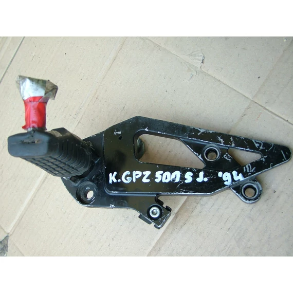 Kawasaki GPZ 500S 1994 jobb lábtartó+konzol