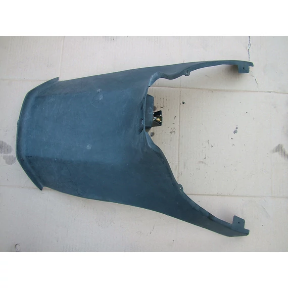 Piaggio Thyphoon 50 1995 ülés alatti idom